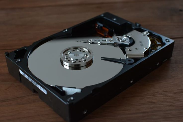 https-www-lawpracticetipsblog-com-wp-content-uploads-sites-557-2020-09-black-optical-drive-735x490-jpg